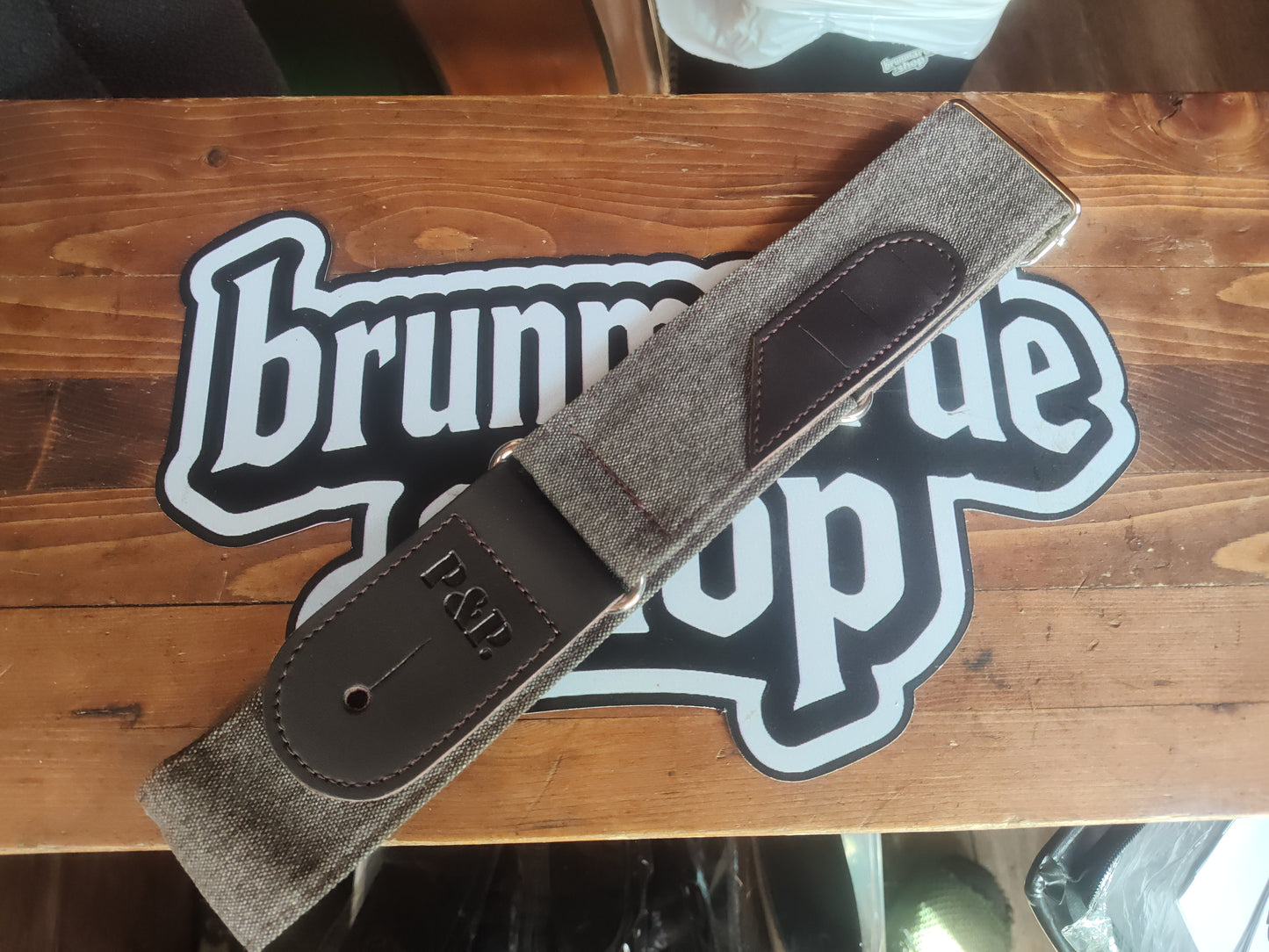 Pick Holder