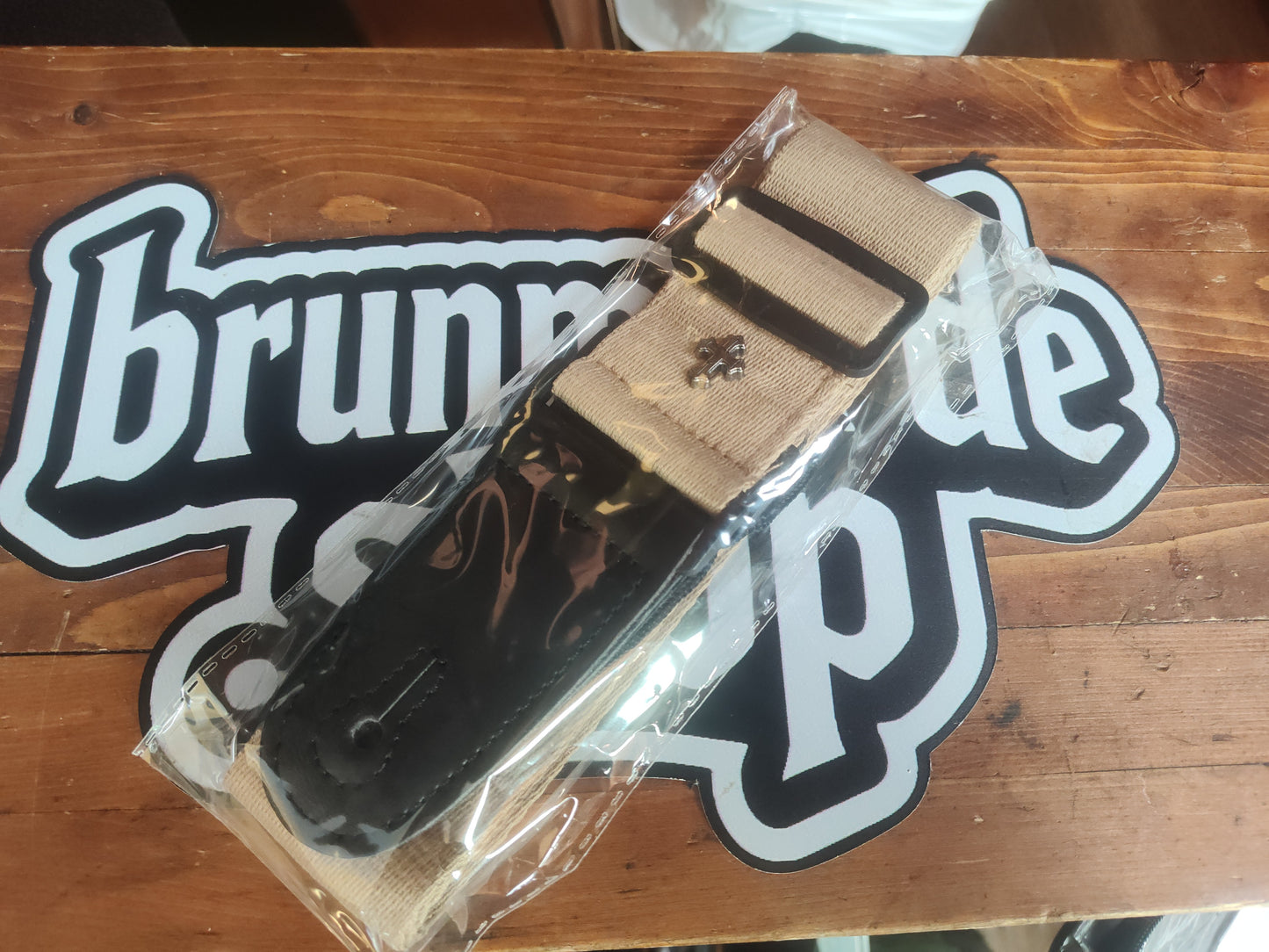 Cross Pick Holder