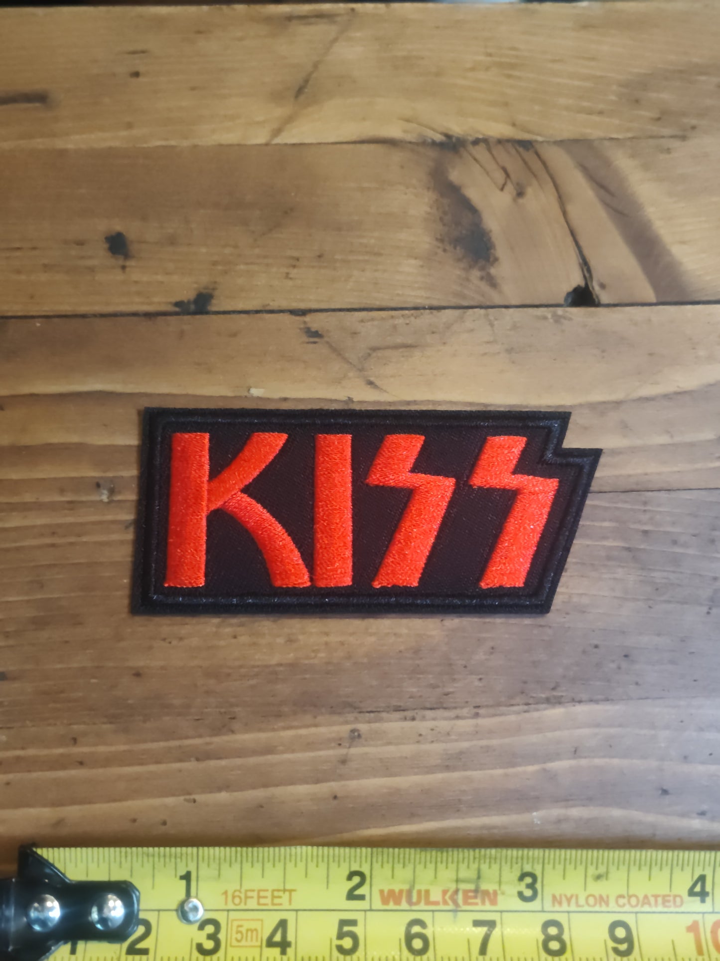 Kiss